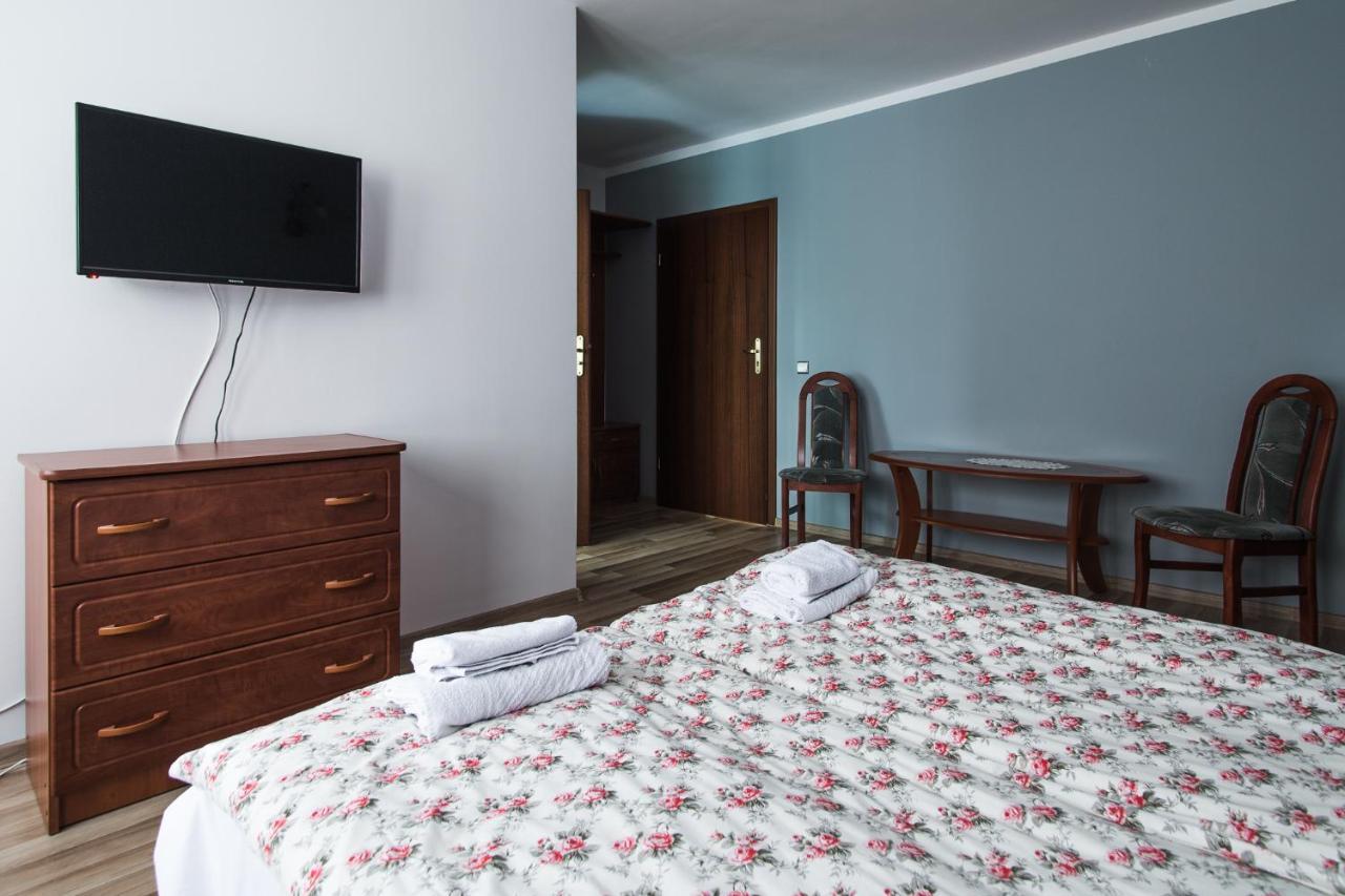 Motel Na Granicy Chyzne Zewnętrze zdjęcie